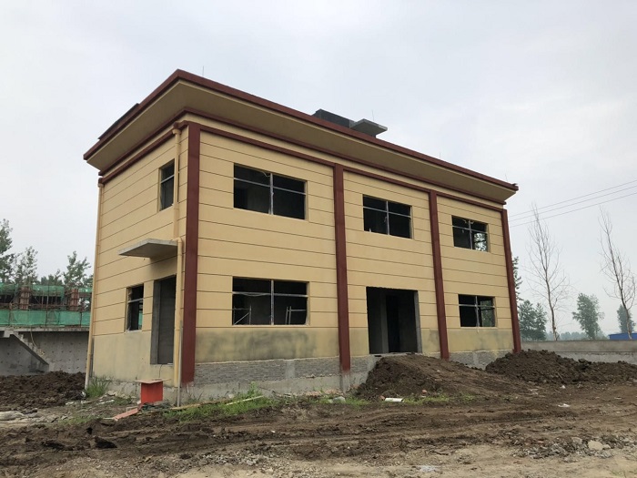 1562145342521545.jpg 于集鎮(zhèn)污水處理廠綜合辦公樓主體完成施工.jpg