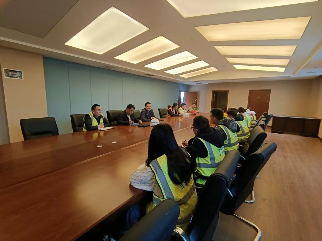 1678067189148841.jpg 2023-3-3-海樹清到貴州天河潭“貴州之窗”數(shù)字公園項(xiàng)目檢查.jpg